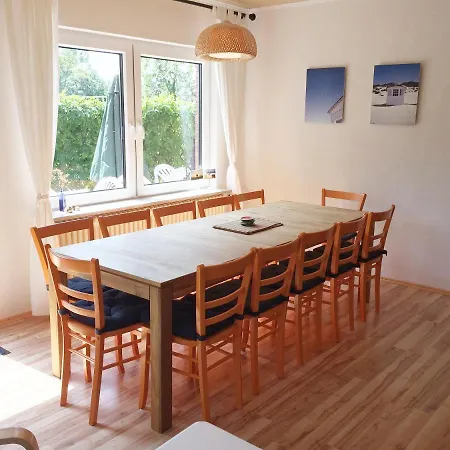 Annemaries Nordseehaus Und * ブットヤーディンゲン